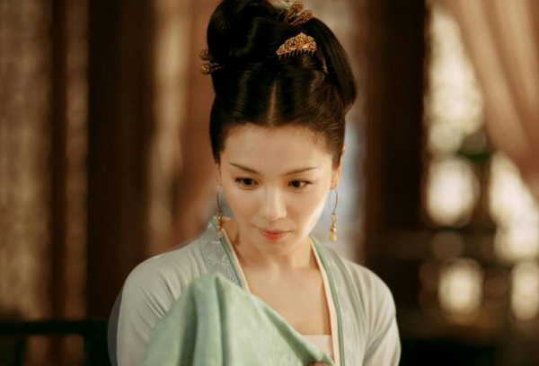 肖戰又要拍古裝劇?曝《狐妖小紅娘》即將開機,女主是劉詩詩 肖戰又要拍古裝劇?曝《狐妖小紅娘》即將開機,女主是劉詩詩