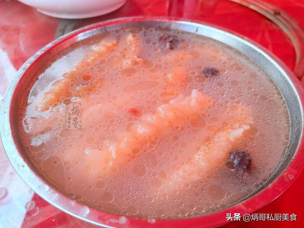 福建農村喜宴，土廚師真廚藝，親友都誇：這菜比大酒店實在還好吃