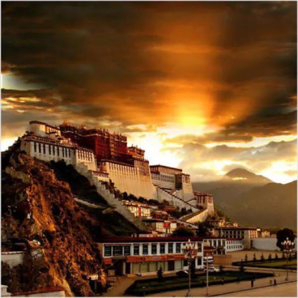 布達拉宮，壯麗輝煌