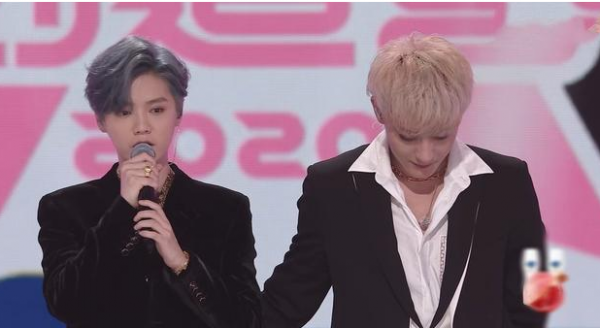 黃子韜：為啞巴發小學手語，成名後把他留在身邊當助理