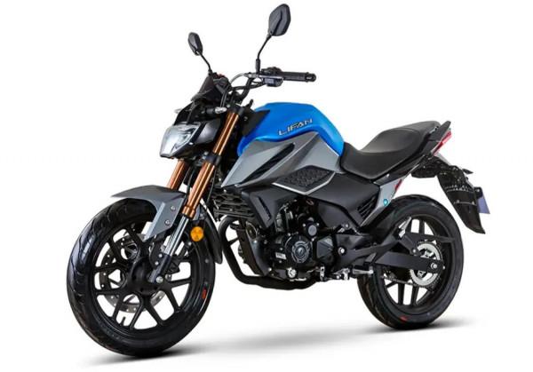 15000的預算,有沒有水冷150~250cc的跨騎車和太子車推薦 15000的預算,有沒有水冷150~250cc的跨騎車和太子車推薦