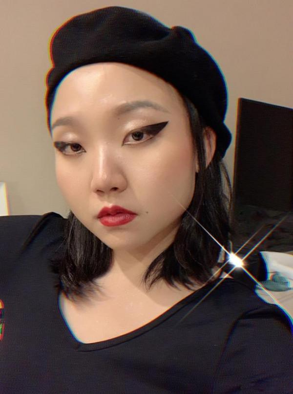 自信女王辣目洋子：矮胖壯也能美出圈，還在全球四大時裝週走秀