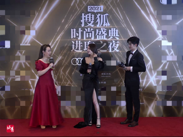 搜狐盛典:阿嬌發福婁藝瀟臉垮,李若彤秀馬甲線,AB壓軸驚豔全場 搜狐盛典:阿嬌發福婁藝瀟臉垮,李若彤秀馬甲線,AB壓軸驚豔全場