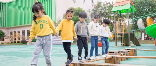 當孩子說狠話、髒話時，你的第一反應很重要