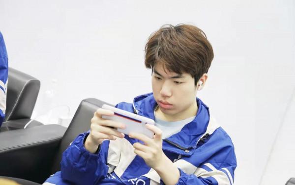 電競國家隊投票：前14名全是“御三家”選手，前5剛好組建一支隊