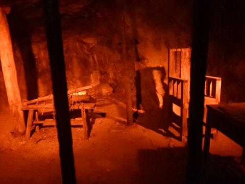 渣滓洞惡魔徐貴林,殘害一百八十餘名烈士,潛逃中買菜大媽識真兇 渣滓洞惡魔徐貴林,殘害一百八十餘名烈士,潛逃中買菜大媽識真兇