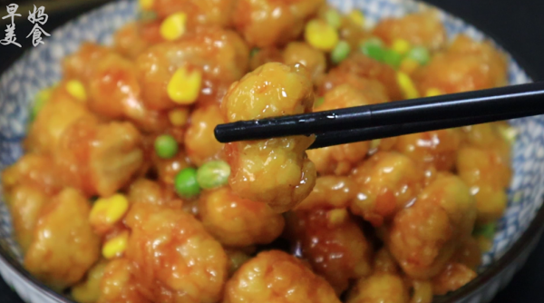 網上很火的“櫻桃肉”，原來做法這麼簡單，逢年過節待客很受歡迎