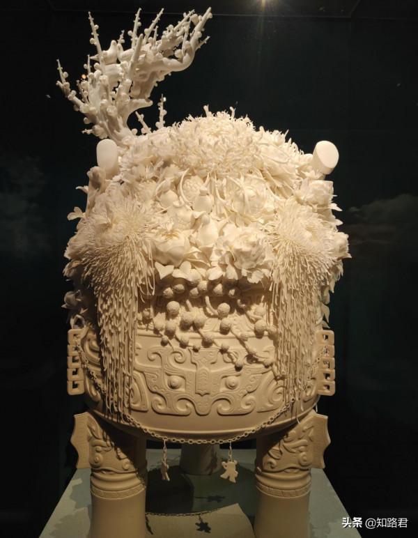不說你能猜出這是用瓷雕出來的花?細膩白皙的白瓷,塑造力太強了 不說你能猜出這是用瓷雕出來的花?細膩白皙的白瓷,塑造力太強了