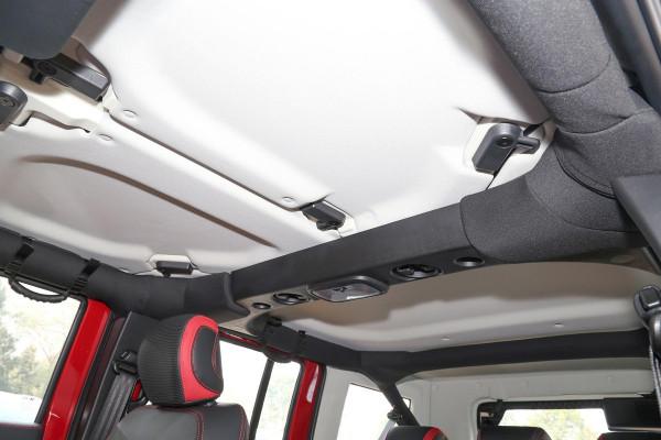 詳解BJ40城市獵人版,全系2.0T+採埃孚8AT,關鍵價格討喜 詳解BJ40城市獵人版,全系2.0T+採埃孚8AT,關鍵價格討喜