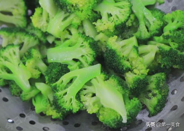 想瘦還想吃，試試這6道菜，低脂低卡熱量少，每天換著吃，不重樣