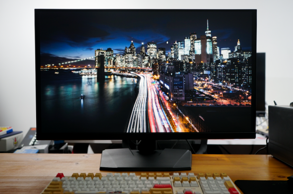 微星MPG321QRF-QD民間首發上手體驗：2K解析度真的是唯一短板？