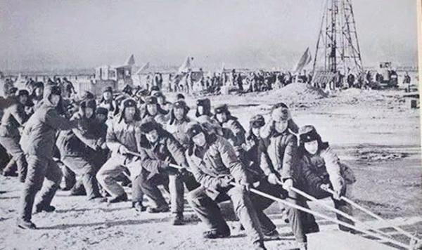 1972年尼克松訪華,想見“鐵人”王進喜,毛主席為何沒有答應? 1972年尼克松訪華,想見“鐵人”王進喜,毛主席為何沒有答應?