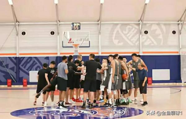 CBA和NBA本月相繼迴歸，新賽季兩個聯盟哪些球隊值得期待呢？