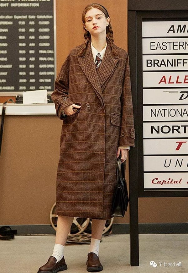 2021秋冬女裝流行趨勢之:學院風 2021秋冬女裝流行趨勢之:學院風
