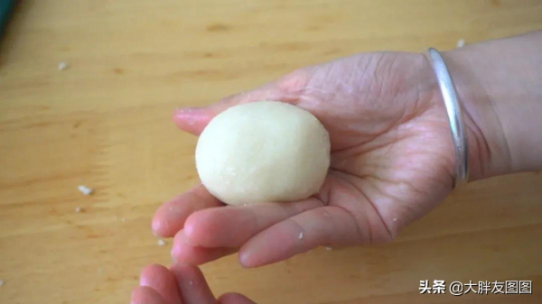 喜歡吃椰蓉?這個餅你一定要試試,皮薄餡大,做法簡單 喜歡吃椰蓉?這個餅你一定要試試,皮薄餡大,做法簡單