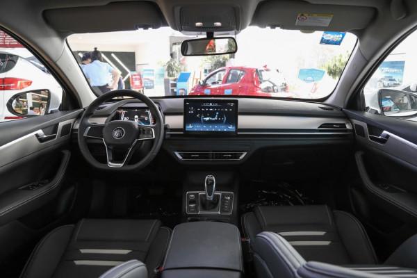 比亞迪秦Pro選什麼配置價效比高？