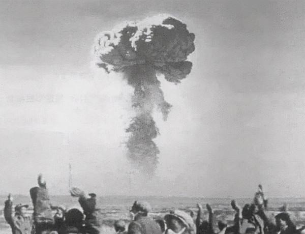 1964年,上將張愛萍會議時突然離場,為何周總理要攔下他搜查? 1964年,上將張愛萍會議時突然離場,為何周總理要攔下他搜查?