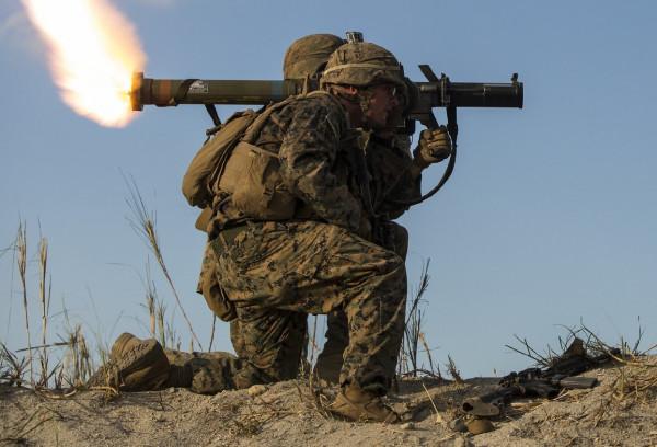 美國無法同時與中俄開戰，美鷹派認慫了，在臺海&OpenCurlyDoubleQuote;單挑&rdquo;也贏不了