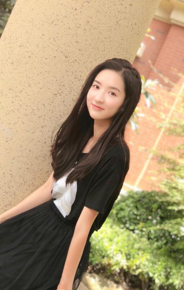 王玉雯，《少年派》中的鄧小琪