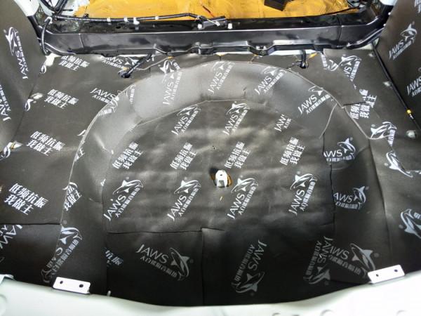 安靜生活 廈門靚車港日產奇駿汽車隔音改裝大白鯊