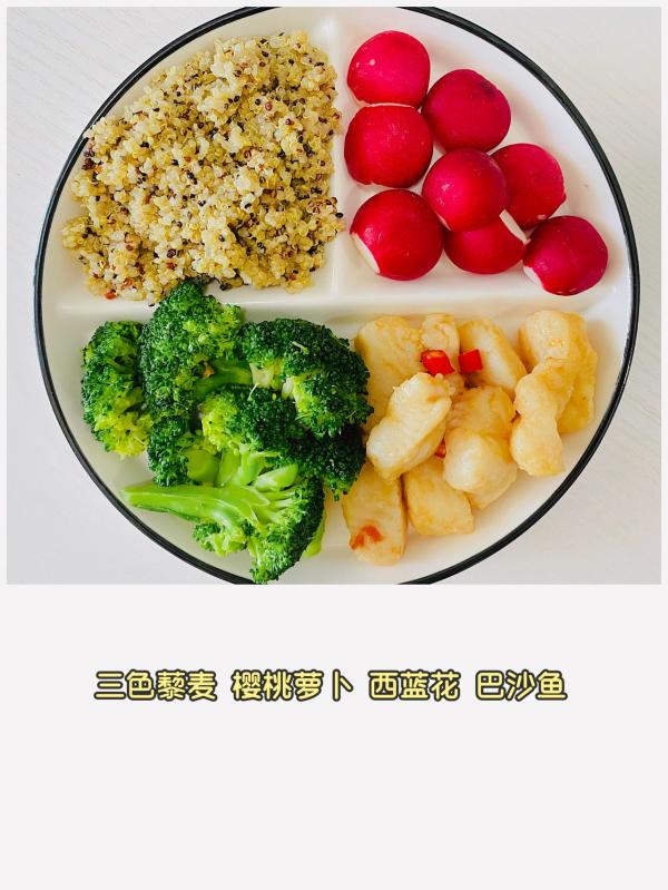 一週瘋狂掉秤減肥餐，學會輕食搭配萬能公式，讓你快速健康掉肉肉