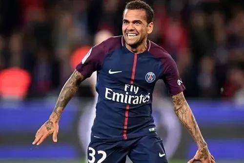 在歐冠進球的年齡最大的五位巴黎球員！梅西有希望成為第一？