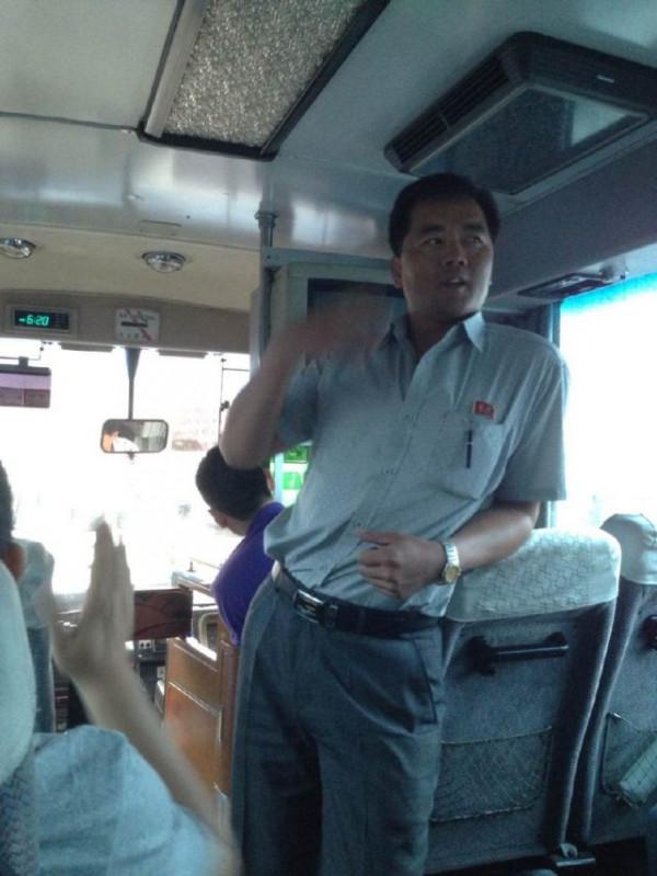 朝鮮觀察,朝鮮男人的覺得時髦的打扮 朝鮮觀察,朝鮮男人的覺得時髦的打扮