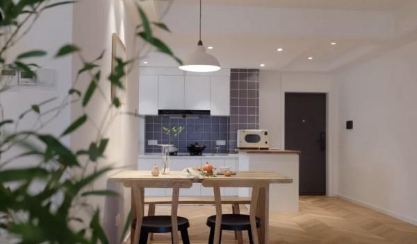 湖南單親媽媽曬出獨居小家，98平溫馨質樸，一人一娃也有詩和遠方