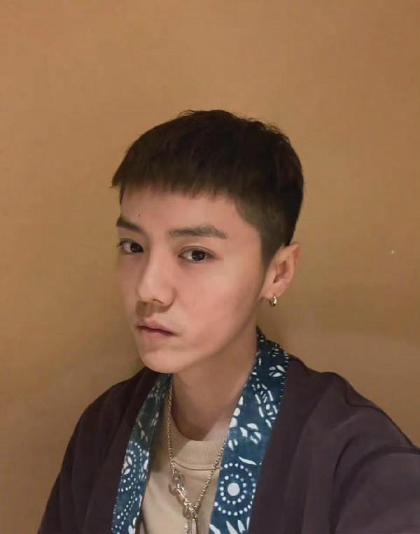 破防了!鹿晗狀態引熱議,昔日少年感全無,男明星歸宿都是這? 破防了!鹿晗狀態引熱議,昔日少年感全無,男明星歸宿都是這?