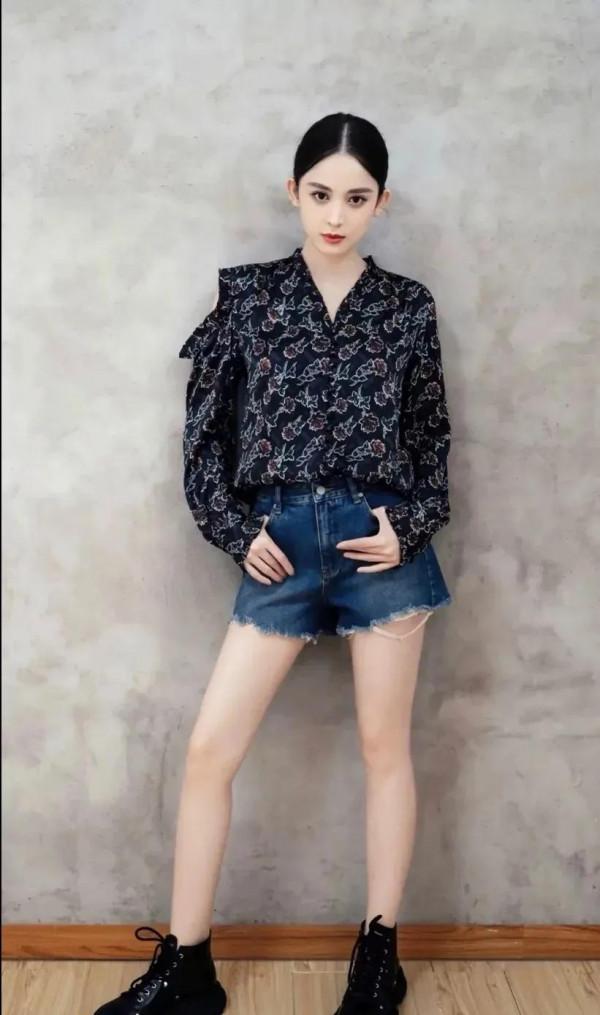 魅力四射古麗娜扎 魅力四射古麗娜扎