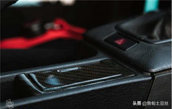 「轂銳馳」22歲的女孩改裝了一臺與她同齡的寶馬