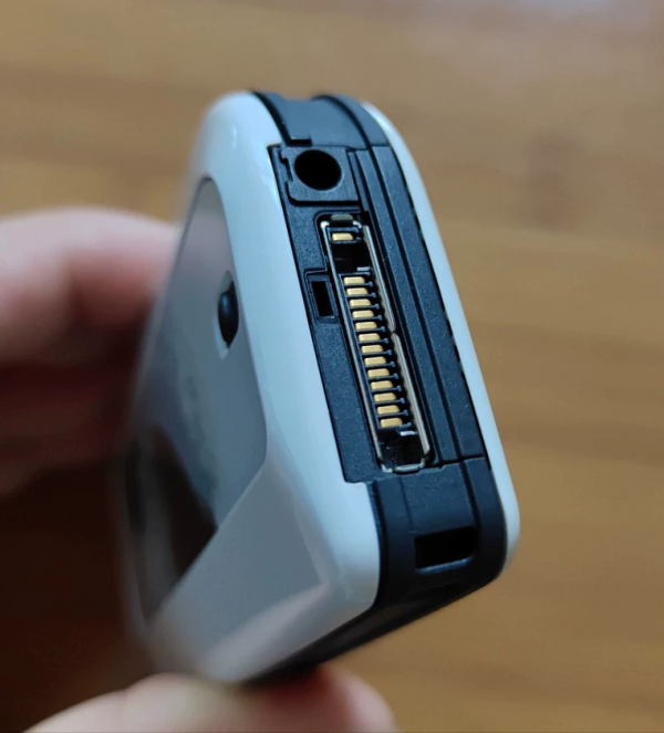 ［經典手機］ 諾基亞7610：2004年首款100萬拍照