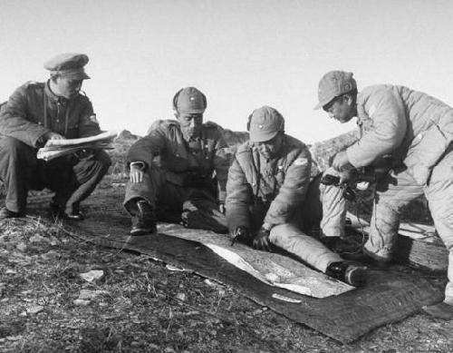 陳官莊全軍覆沒，杜聿明被俘後吐槽：邱瘋子害了我