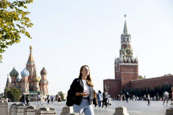 家只有9平米:莫斯科年輕人“住在盒子裡” 家只有9平米:莫斯科年輕人“住在盒子裡”