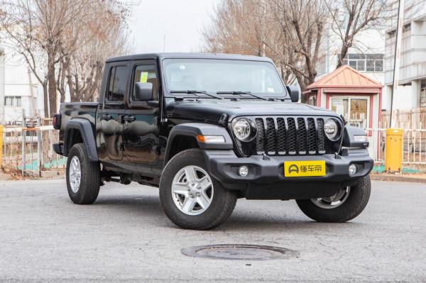 新車 &vert; 約合人民幣22萬起售，Jeep&OpenCurlyDoubleQuote;角鬥士&rdquo;廣州車展亮相&plus;預售