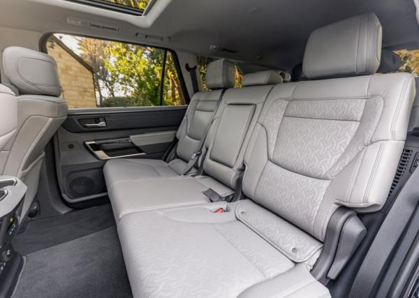 配3.4T+10AT，三種外觀五個配置，全尺寸巨獸豐田紅杉換代