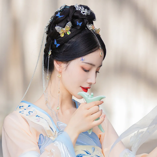 一眼愛上的古風動漫真人頭像，高質量無水印