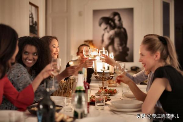 人到中年,有些聚會就別參加了,只會徒增煩惱 人到中年,有些聚會就別參加了,只會徒增煩惱