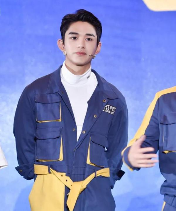 網曝《奔跑吧10》常駐陣容，李晨透露錄製地點，已有一人確認退出