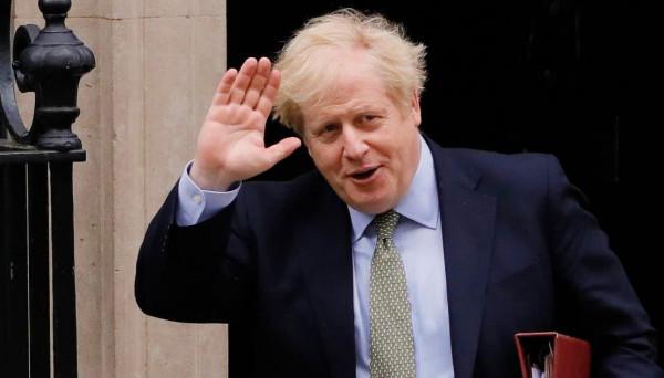 “梅姨”加速英國衰落後，約翰遜又來“接棒”，隨美起舞內憂外患