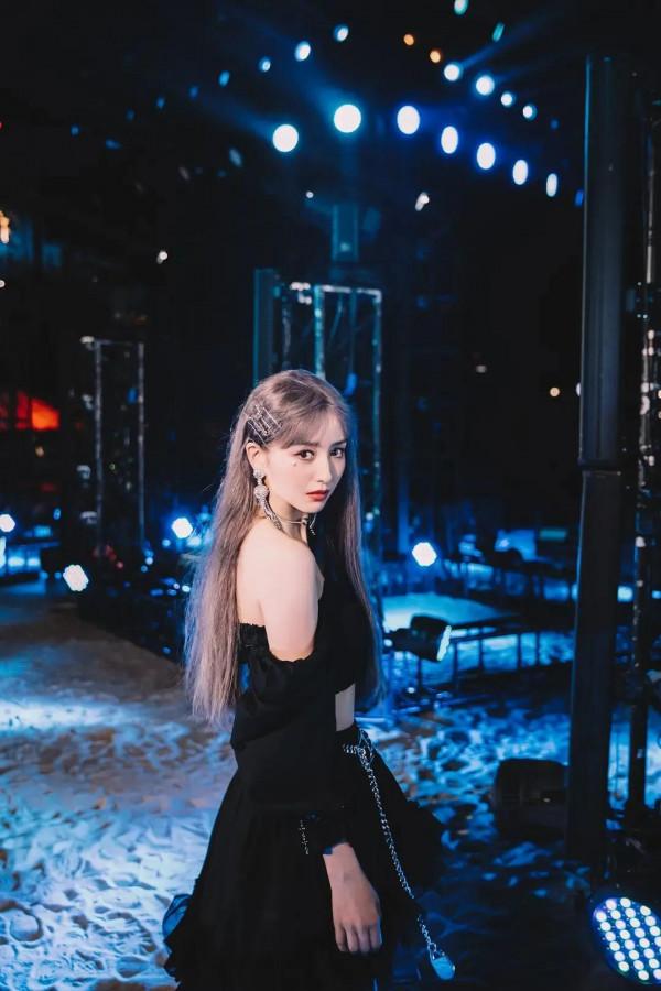 絕美!她用舞蹈寫的這封情書驚豔了|佟麗婭 絕美!她用舞蹈寫的這封情書驚豔了|佟麗婭