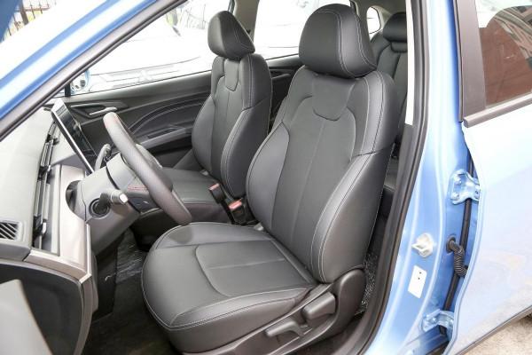 綠牌SUV不一定貴,這臺5.99萬起售的哪吒V,滿電能跑401公里 綠牌SUV不一定貴,這臺5.99萬起售的哪吒V,滿電能跑401公里