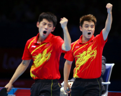 “乒乓冠軍”王皓：30歲娶美妻，32歲面臨婚姻危機，他如何化解？