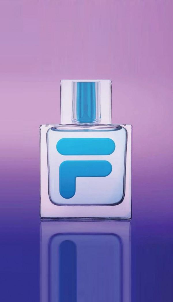 女性彩妝香水包裝設計一般用什麼顏色合適? -化妝品包裝設計大字會