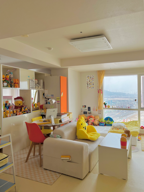 拒絕“傳統斷舍離”，46㎡全屋塞100多個玩偶，依舊保持一塵不染