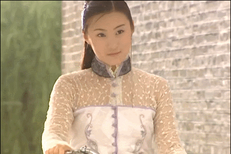 能在顏值和演技上勝過王祖賢、舒淇、胡慧中飾演的白素唯有陽光 能在顏值和演技上勝過王祖賢、舒淇、胡慧中飾演的白素唯有陽光