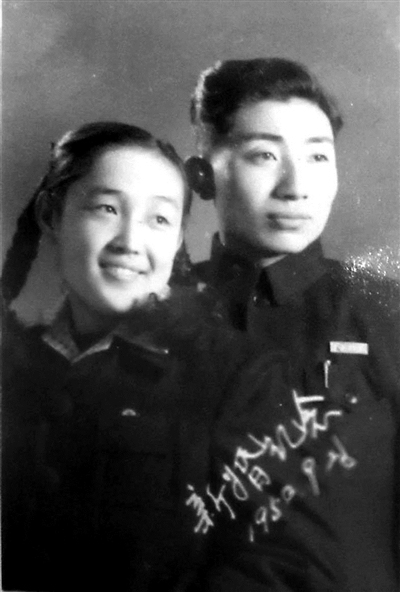 鴨綠江畔，跨過一千六百步去愛你