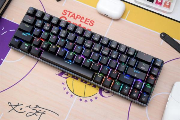 價效比拉滿,全鍵熱插拔黑爵K685T三模機械鍵盤曬物 價效比拉滿,全鍵熱插拔黑爵K685T三模機械鍵盤曬物