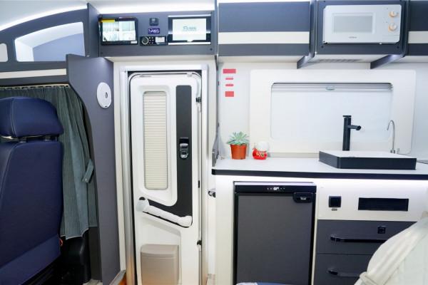 最新底盤搭配航空座椅,豪華內飾,賽德獵鷹2號G系列房車 最新底盤搭配航空座椅,豪華內飾,賽德獵鷹2號G系列房車