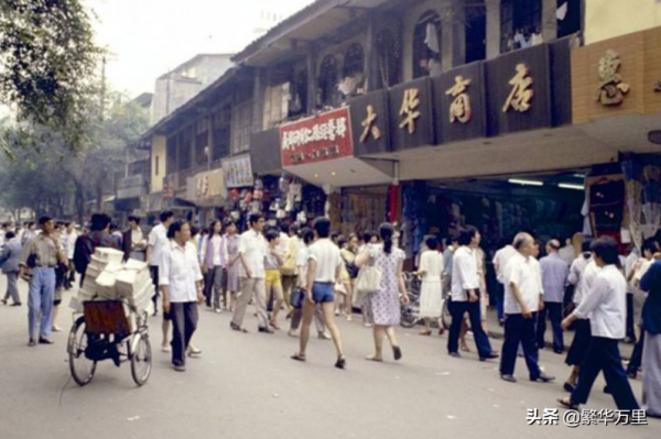 四川省的區劃調動，18個地級市之一，成都市為何有20個區縣？